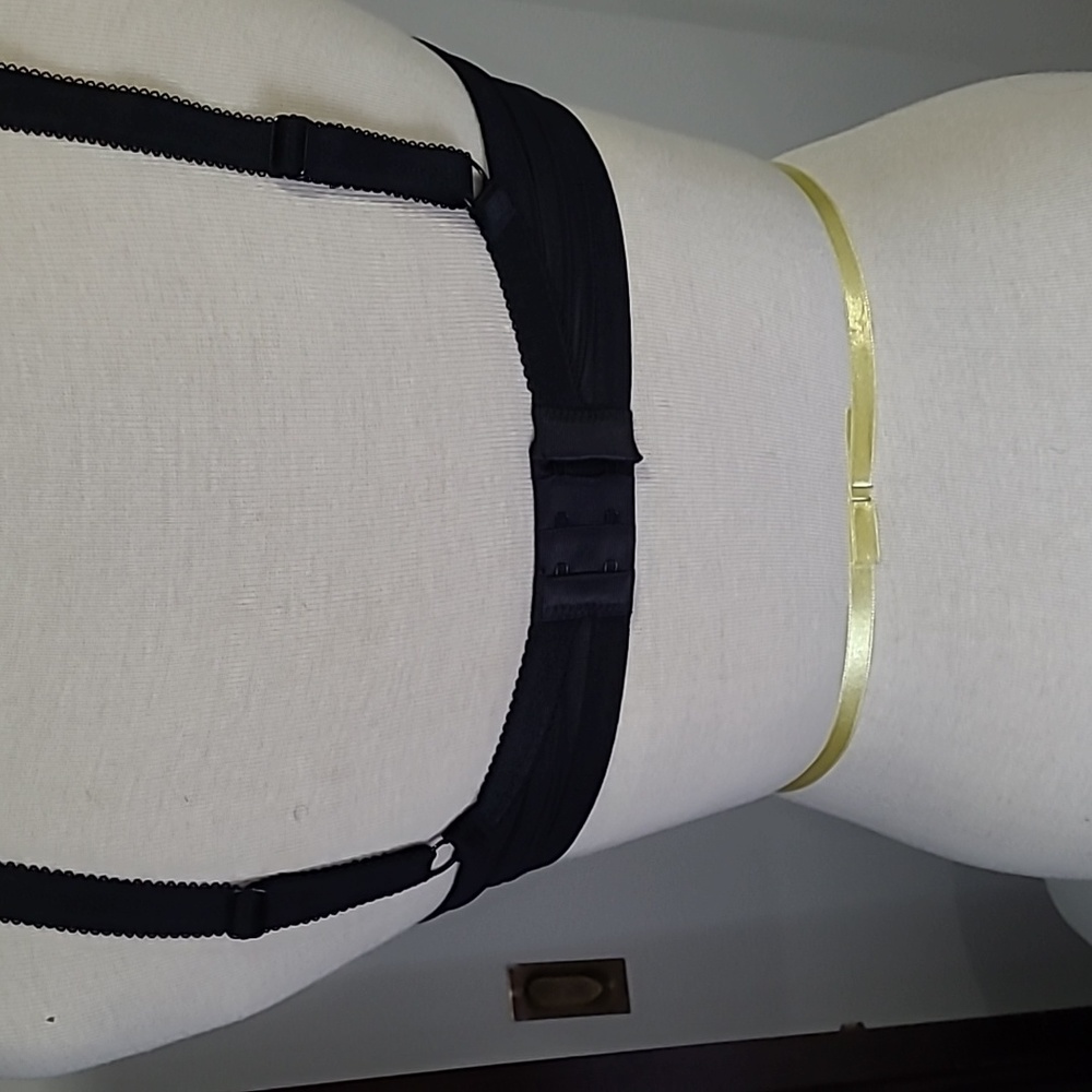 Underwire Bra - Picture 5 of 9